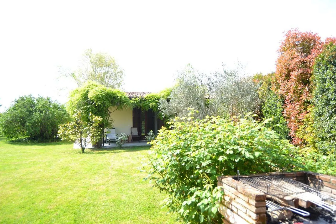 Holiday home Two Elegant Depandance Villa Conscio Italy
