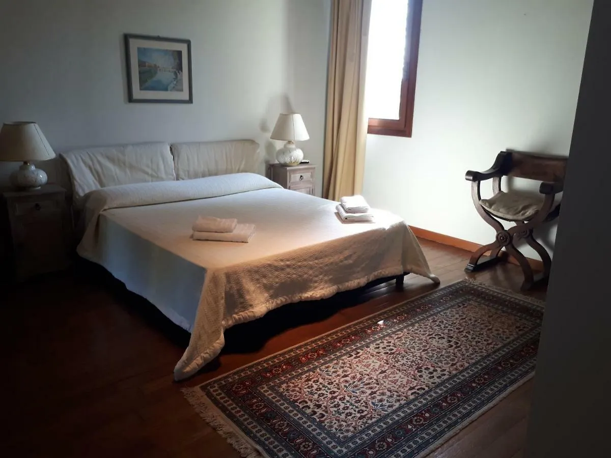 Holiday home Two Elegant Depandance Villa Conscio